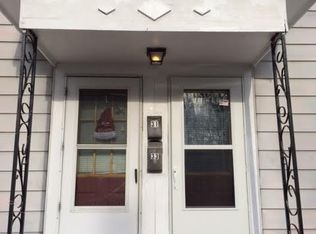 31 Old Elm St, North Billerica, MA 01862