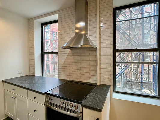 Rented by Building Equity Real Estate LLC | media 16