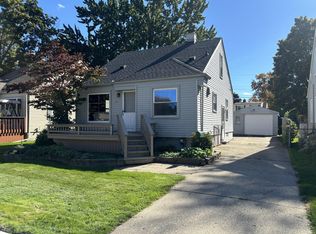 411 Leroy Ave, Clawson, MI 48017