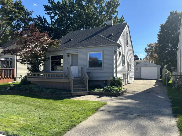 411 Leroy Ave, Clawson, MI 48017