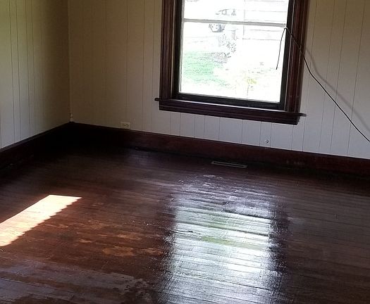 5th image of 204 Burlington St