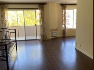 1571 Manning Ave, Los Angeles, CA 90024