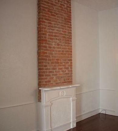 Living room Fireplace