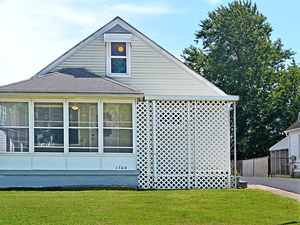 1st image of 1704 Norton Ave