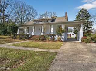 504 W Railroad Ave, Summit, MS 39666