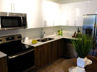 6320 SW 8th St #370, Miami, FL 33144