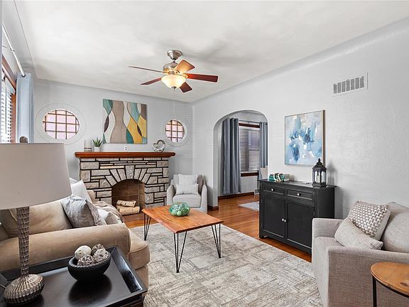 3rd image of 4115 Alma Ave