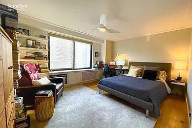 Rented by Sotheby's International Realty