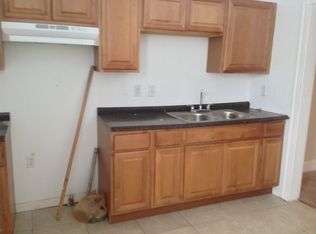 907 N Belnord Ave, Baltimore, MD 21205