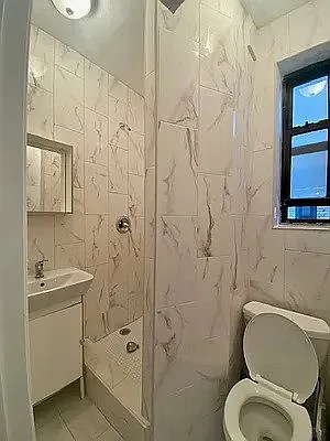 Rented by Dynamik Realty | media 17