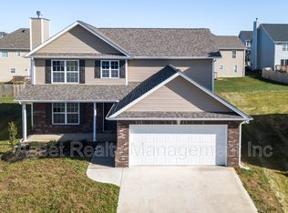 2738 Lucky Leaf Ln, Knoxville, TN 37924