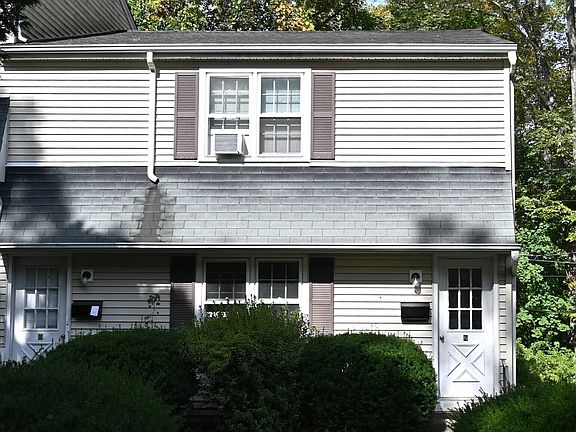 3rd image of 113 Union Street APT Z