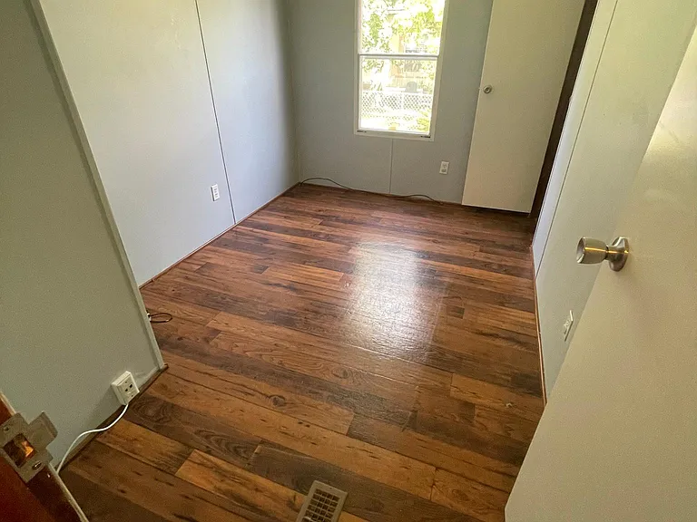 880 Cedar Lake Rd #61 — Photo 12