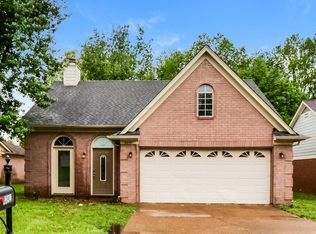 2241 Lake Hill Ct, Cordova, TN 38016