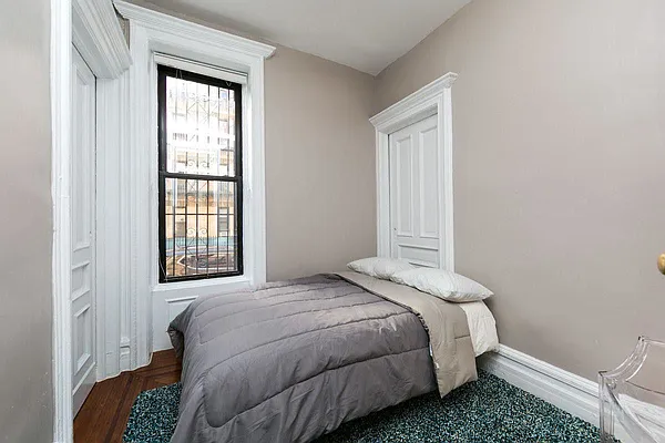 Rented by Remax Real Estate Professionals | media 81