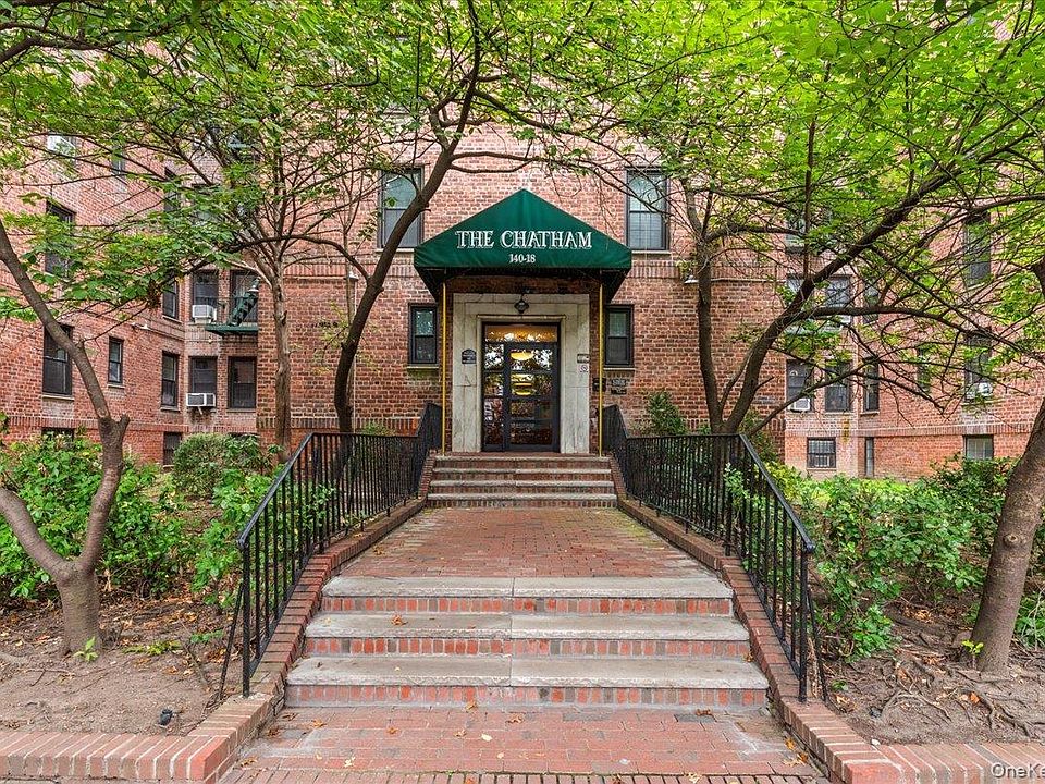1st image of 140-18 Burden Crescent #106