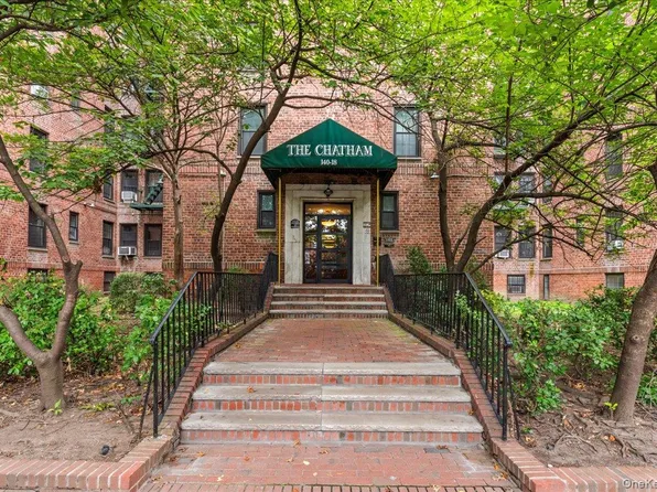 140-18 Burden Crescent #106, Briarwood, NY 11435