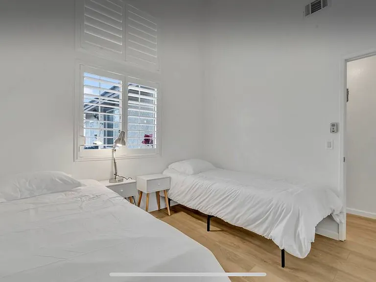 5657 W Avenue L6 — Photo 10
