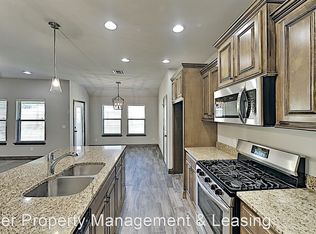 400 Charles Ct, Yukon, OK 73099