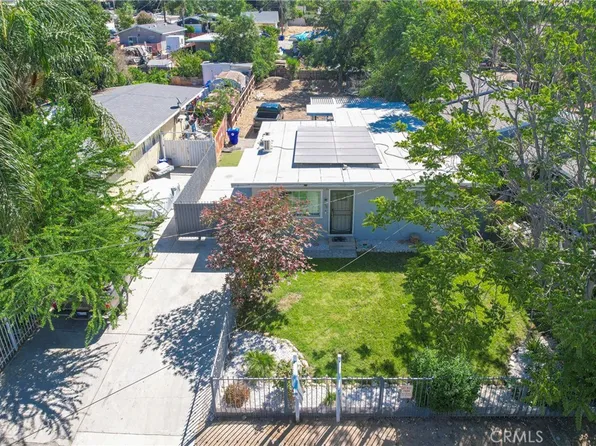 2137 Pepper Dr, Highland, CA 92346