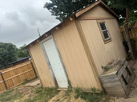 2401 NW Atlanta Ave — Photo 6