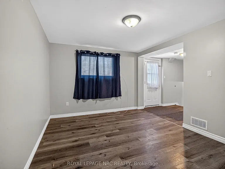 34 Preston Pl #LOWER — Photo 6