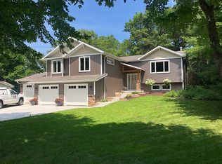 E7030 Labansky Rd, Reedsburg, WI 53959
