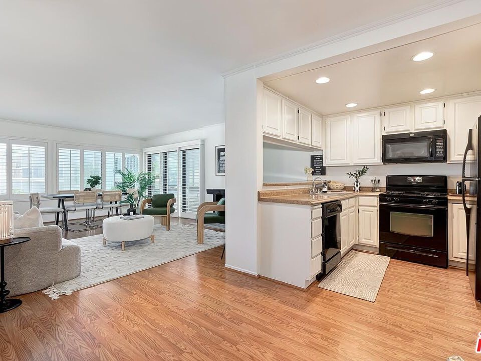 1st image of 950 N Kings Rd Unit 254