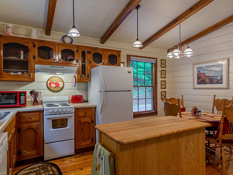 599 Pocaset Dr Ellijay, GA, 30540 Apartments for Rent Zillow
