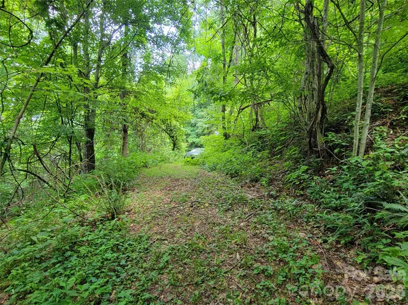 75 Rimrock Rdg #I, Clyde, NC 28721