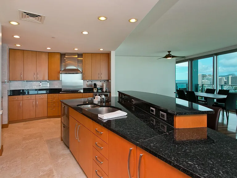1288 Ala Moana Blvd #20D — Photo 17
