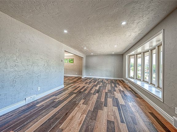 2nd image of 349 Forestwood Dr