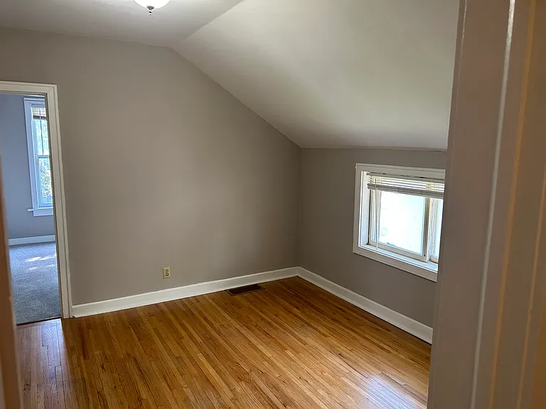 630 Buchanan St NE #2 — Photo 5