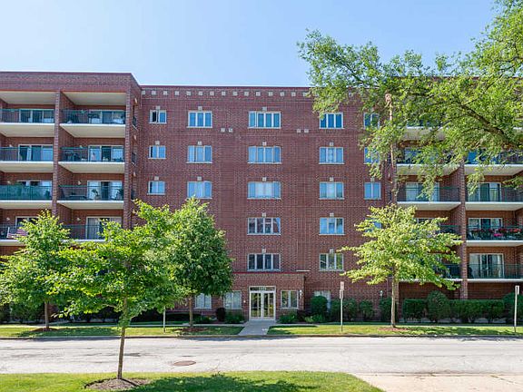 3rd image of 1325 Perry St APT 205