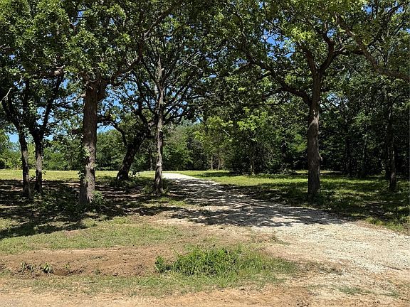 3rd image of 20481 Fawn Fairway Rd