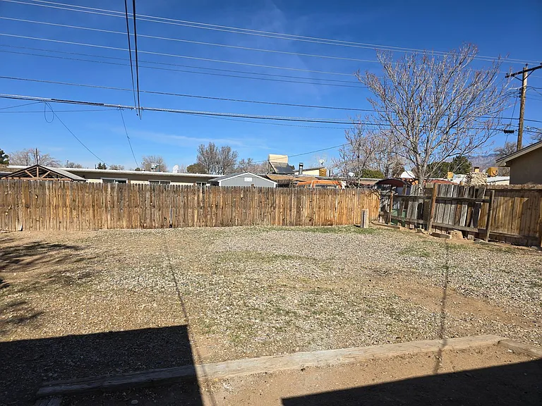 4811 Comanche Rd NE — Photo 18
