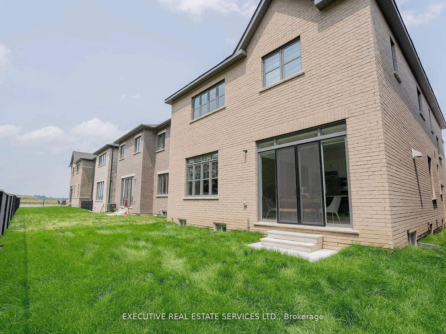 2 bed, $1,850 — Photo 3