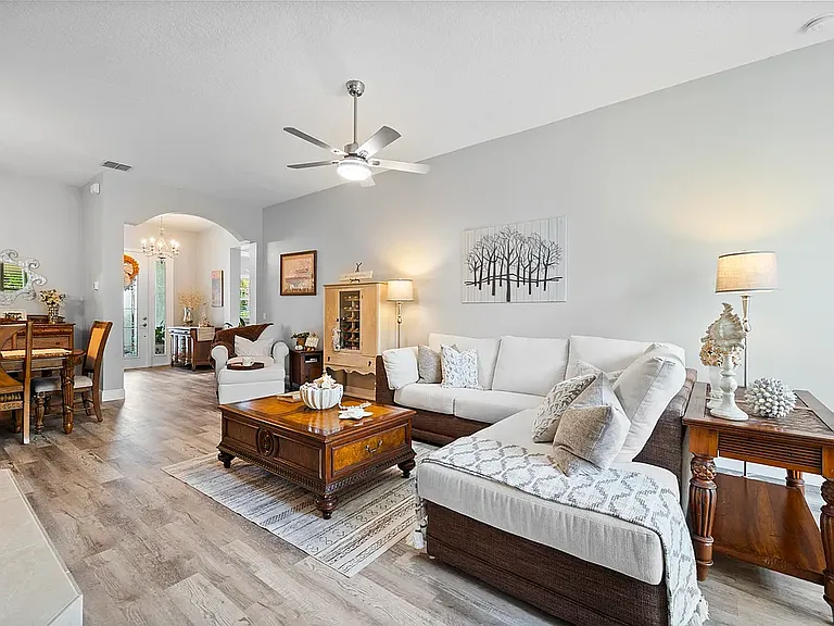 175 NW Swann Mill Cir — Photo 9