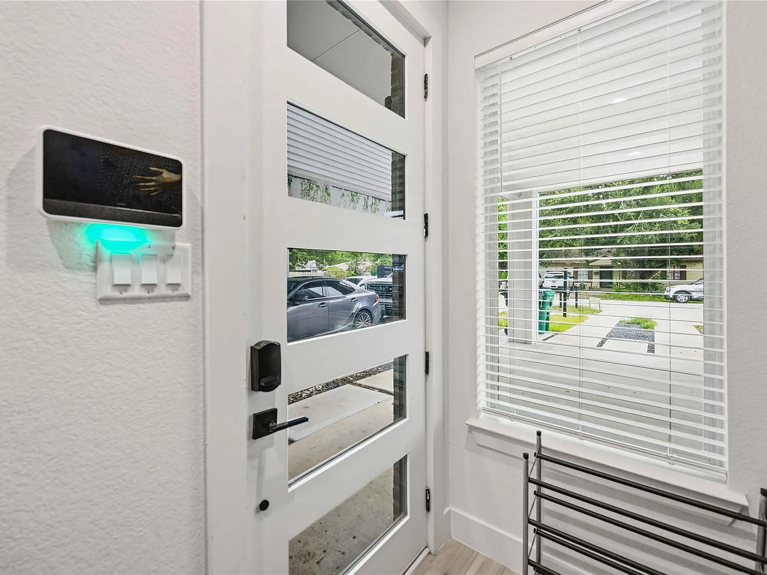 2 bed, 2.5 bath, 1169 sqft, $2,150 — Photo 4