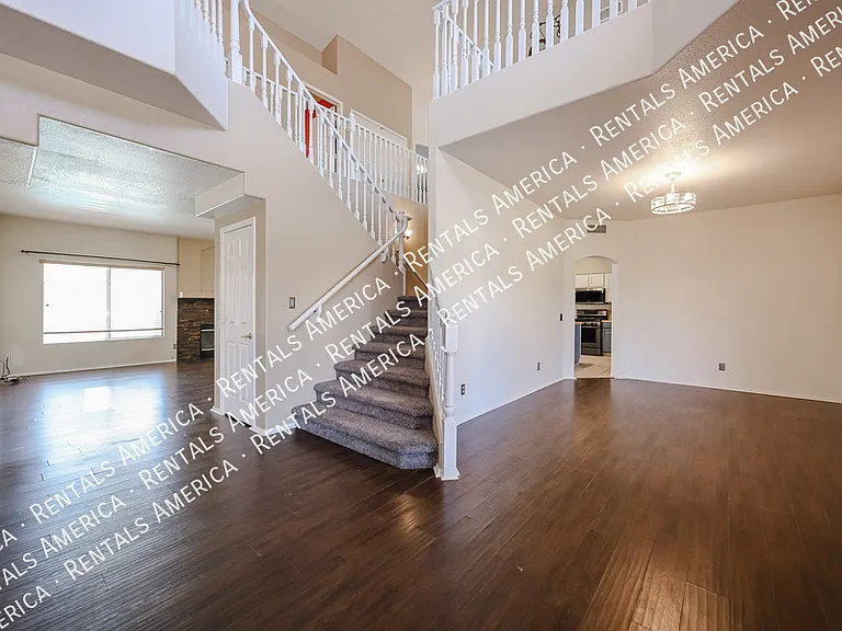11403 W Crimson Ln — Photo 3