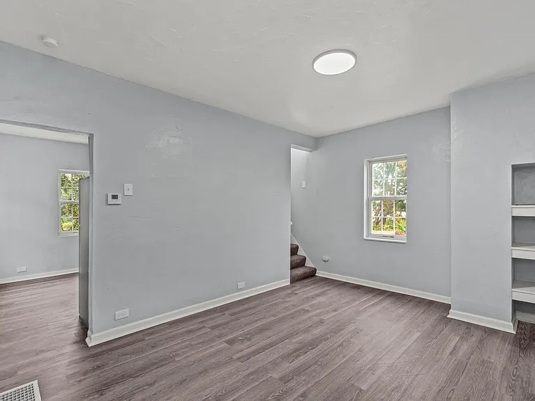 904 Hilltop St #2 — Photo 6