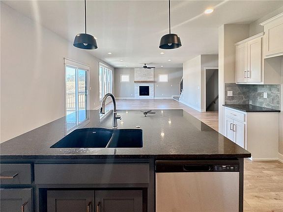 4th image of 12860 N Champanel Way