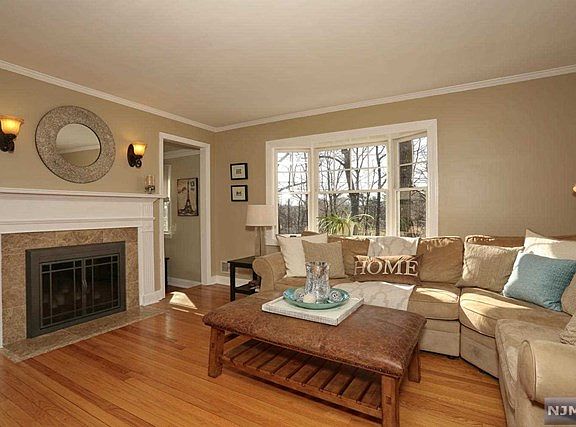 2nd image of 22 Abbey Ct
