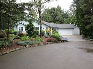 87988 Wood Lake Way N, Florence, OR 97439