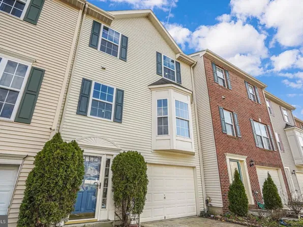 553 Sparkleberry Ter NE, Leesburg, VA 20176