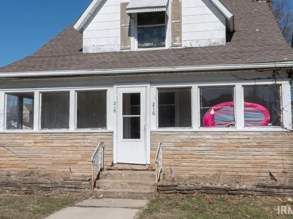 216-218 W Grove St, Mishawaka, IN 46545