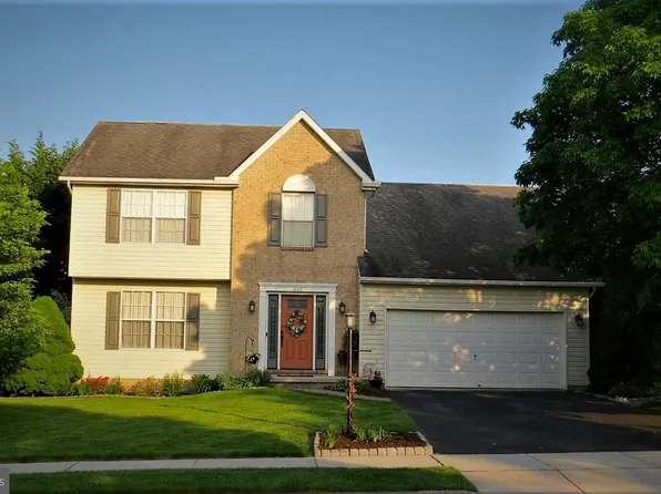 605 Parkway Dr, Littlestown, PA 17340