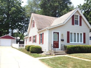 416 9th St, West Des Moines, IA 50265