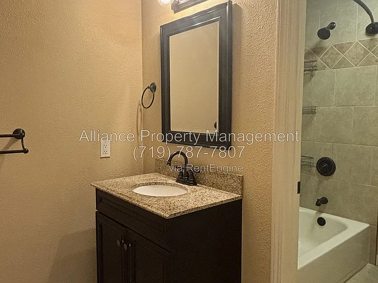 3823 Windsong Ct — Photo 17