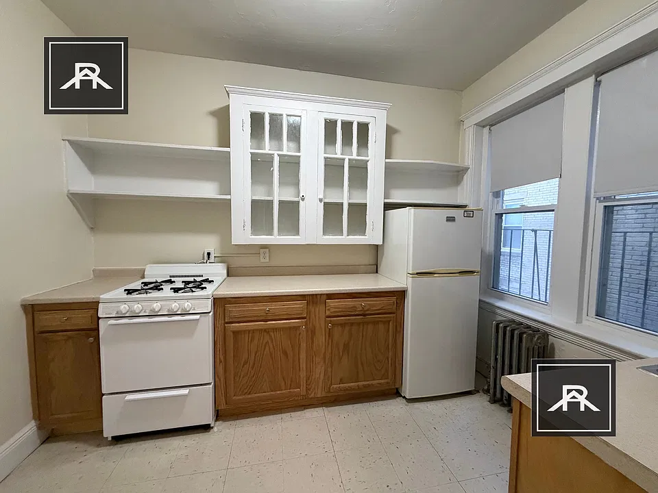 1812 Commonwealth Ave #15